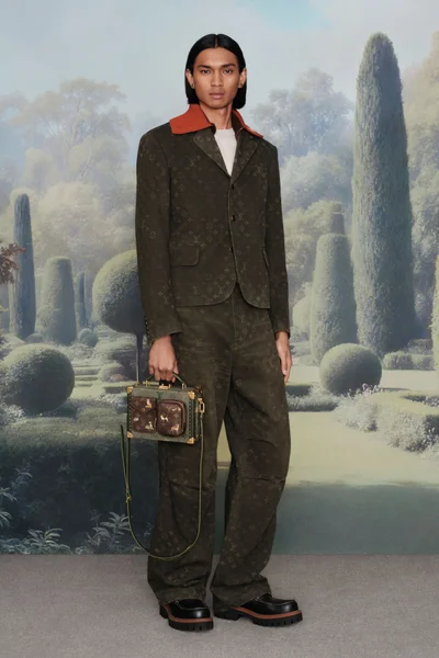 Look 9
